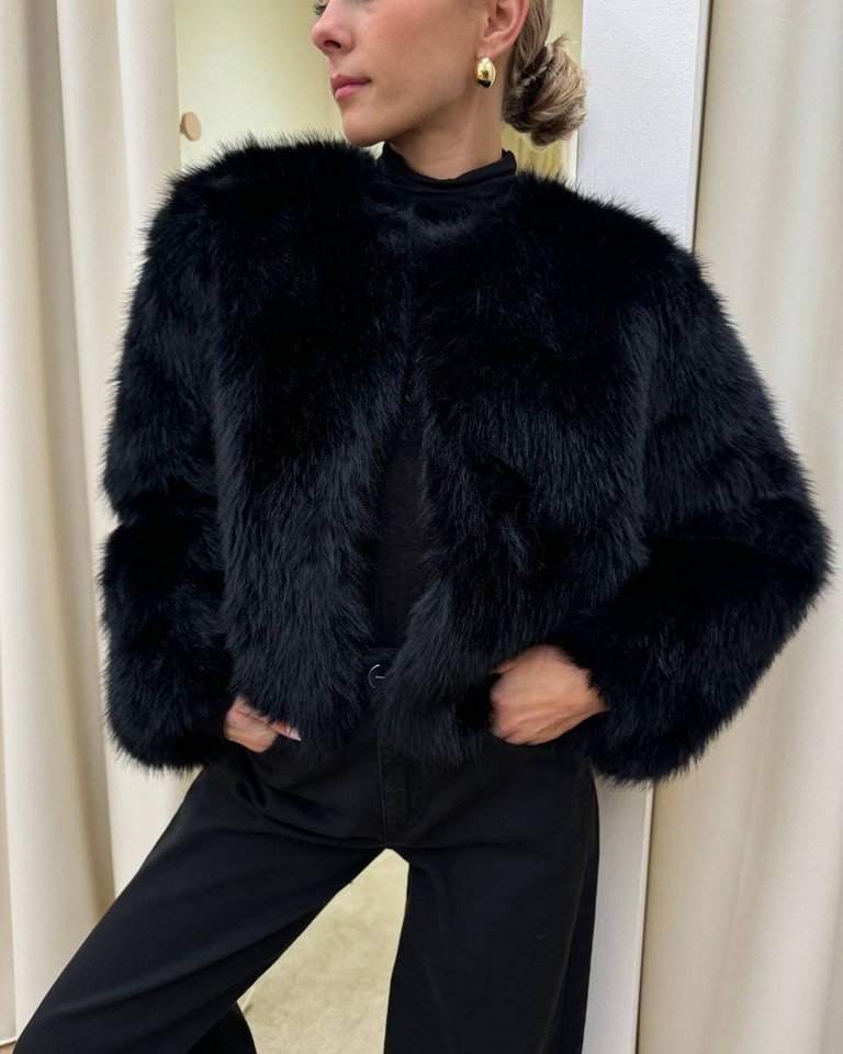 Eco pelliccia Sabrina nera girocollo Odì Odì Shop Online Eco pelliccia Sabrina nera girocollo Odì Odì