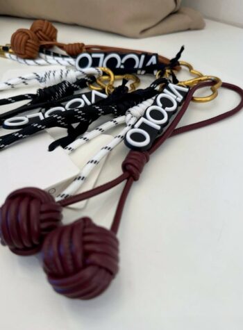 Shop Online Charm bordeaux con corde e logo Vicolo