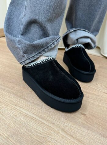 Sabot in suede nero platform bordatura ricamata Ovyè Shop Online Sabot in suede nero platform bordatura ricamata Ovyè