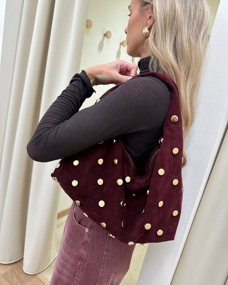 Borsa luna bordeaux in camoscio con borchie Shop Online Borsa luna bordeaux in camoscio con borchie