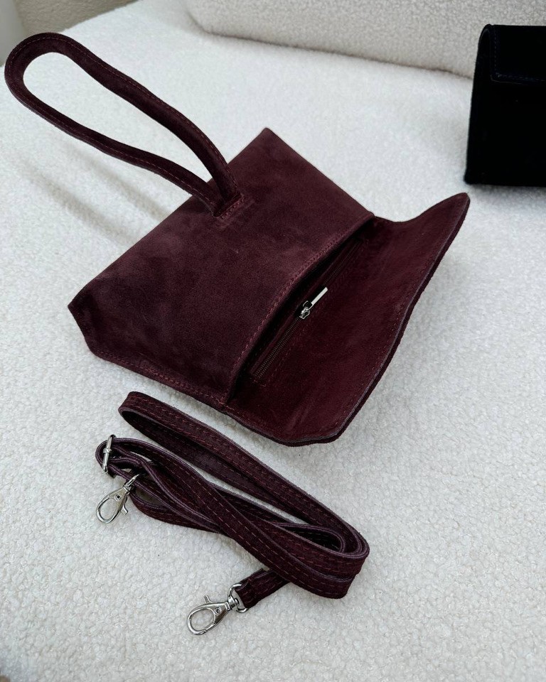 Pochette bordeaux in camoscio con manico intrecciato Shop Online Pochette bordeaux in camoscio con manico intrecciato
