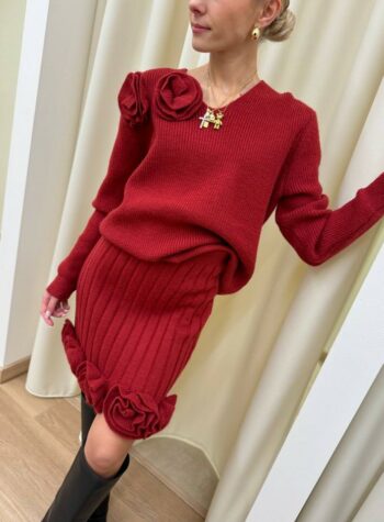 Completo minigonna e maglione con rose rosso Odì Odì Shop Online Completo minigonna e maglione con rose rosso Odì Odì