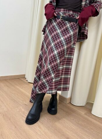 Shop Online Gonna lunga asimmetrica check bordeaux e moro HaveOne
