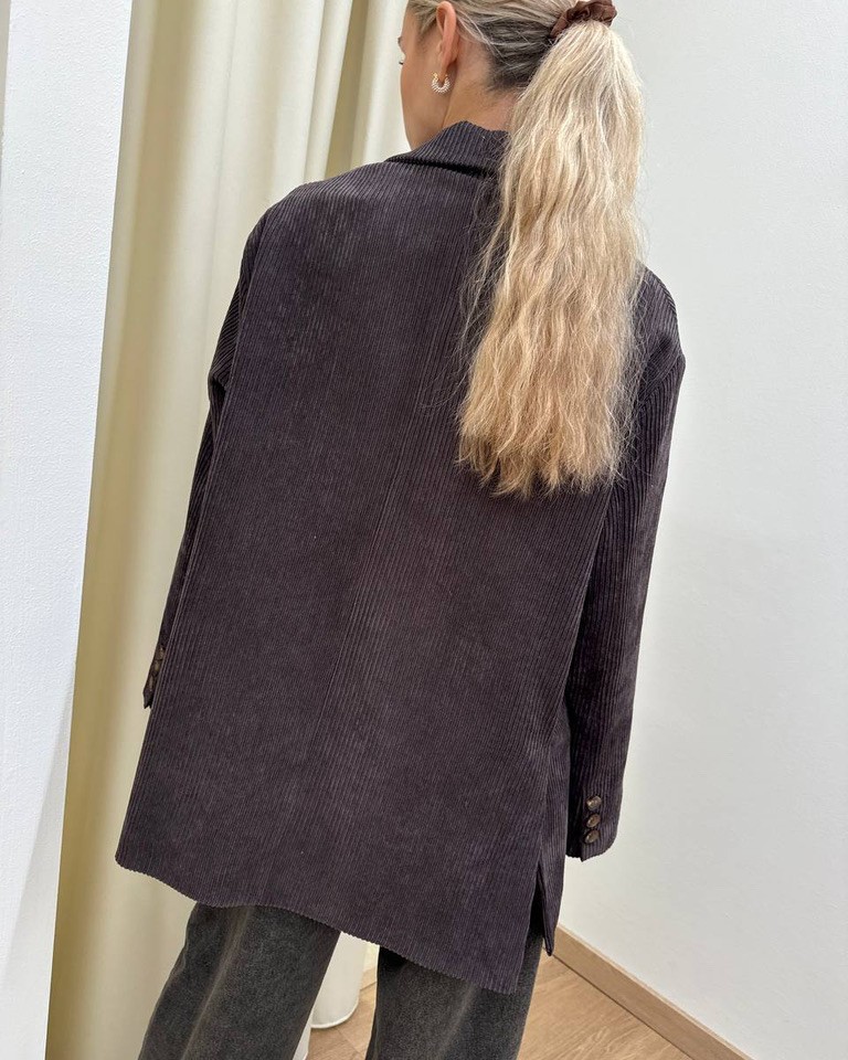 Blazer oversize moro in velluto con spille HaveOne Shop Online Blazer oversize moro in velluto con spille HaveOne