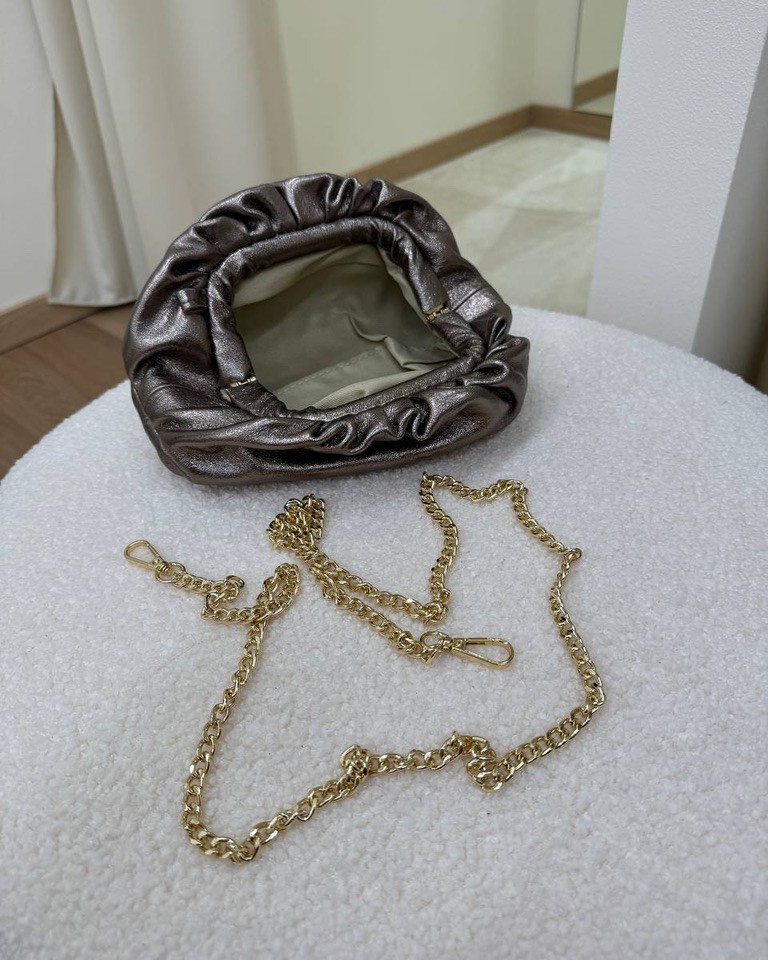 Clutch mini bronzo laminato in vera pelle Shop Online Clutch mini bronzo laminato in vera pelle