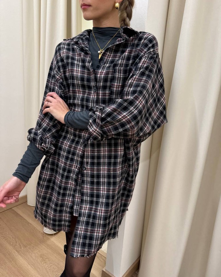 Camicia ampia check grigia con stampa Vicolo Shop Online Camicia ampia check grigia con stampa Vicolo