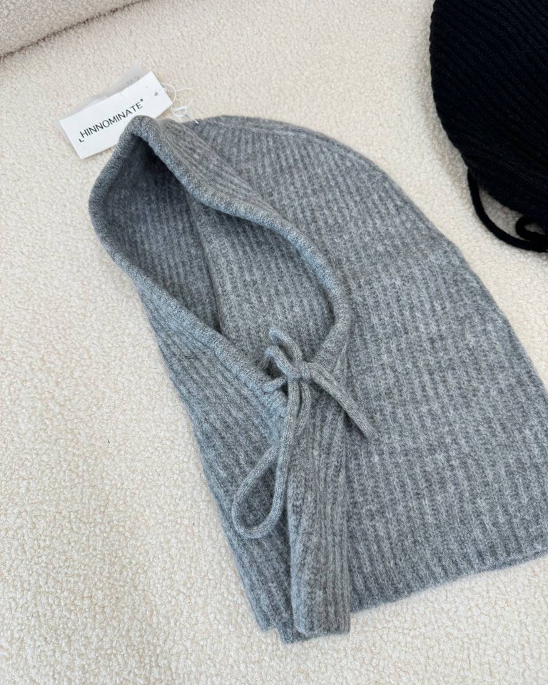 Balaclava in maglia grigio Hinnominate Shop Online Balaclava in maglia grigio Hinnominate