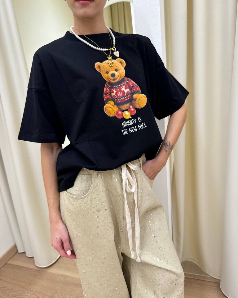 T-shirt oversize nera stampa orsetto Vicolo Shop Online T-shirt oversize nera stampa orsetto Vicolo