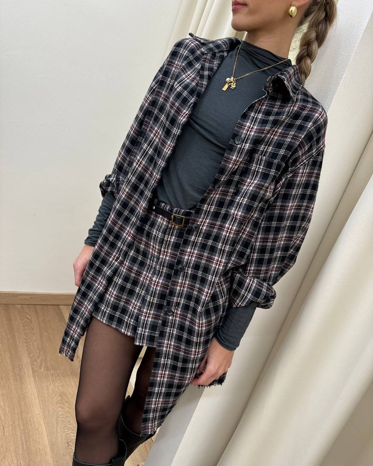 Camicia ampia check grigia con stampa Vicolo Shop Online Camicia ampia check grigia con stampa Vicolo