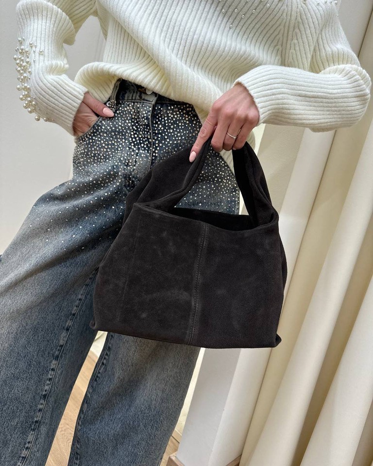 Borsa morbida quadrata in camoscio moro Shop Online Borsa morbida quadrata in camoscio moro