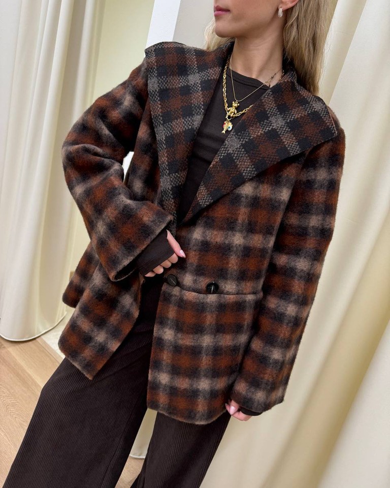 Cappotto check coccio e moro con sciarpa HaveOne Shop Online Cappotto check coccio e moro con sciarpa HaveOne