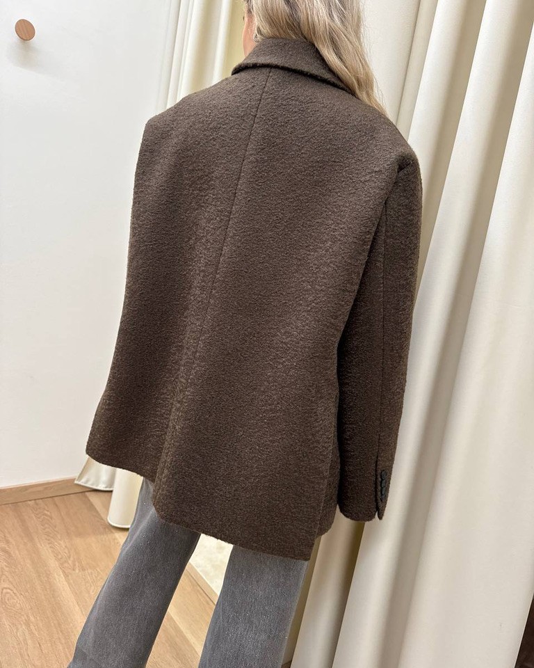 Giacca oversize cioccolato in bouclè Vicolo Shop Online Giacca oversize cioccolato in bouclè Vicolo