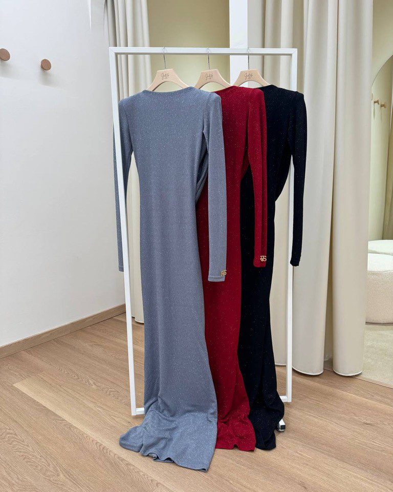 Vestito lungo grigio con glitter Revise Shop Online Vestito lungo grigio con glitter Revise