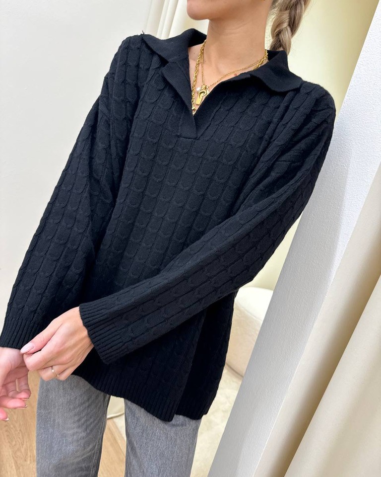 Maglia ampia trecce nero con colletto e ricamo Vicolo Shop Online Maglia ampia trecce nero con colletto e ricamo Vicolo