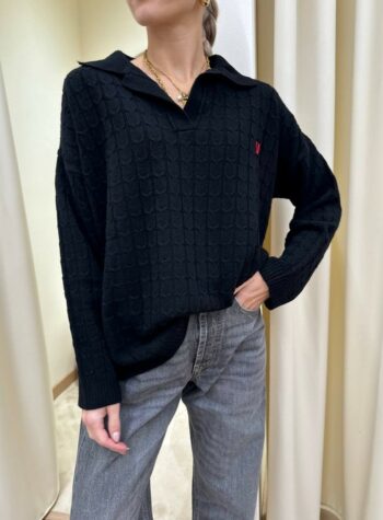 Shop Online Maglia ampia trecce nero con colletto e ricamo Vicolo