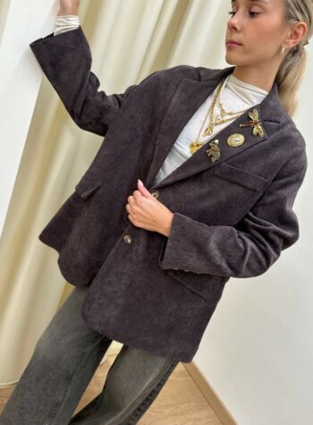 Shop Online Blazer oversize moro in velluto con spille HaveOne