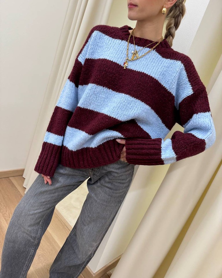 Maglione girocollo righe bordeaux e carta zucchero Vicolo Shop Online Maglione girocollo righe bordeaux e carta zucchero Vicolo