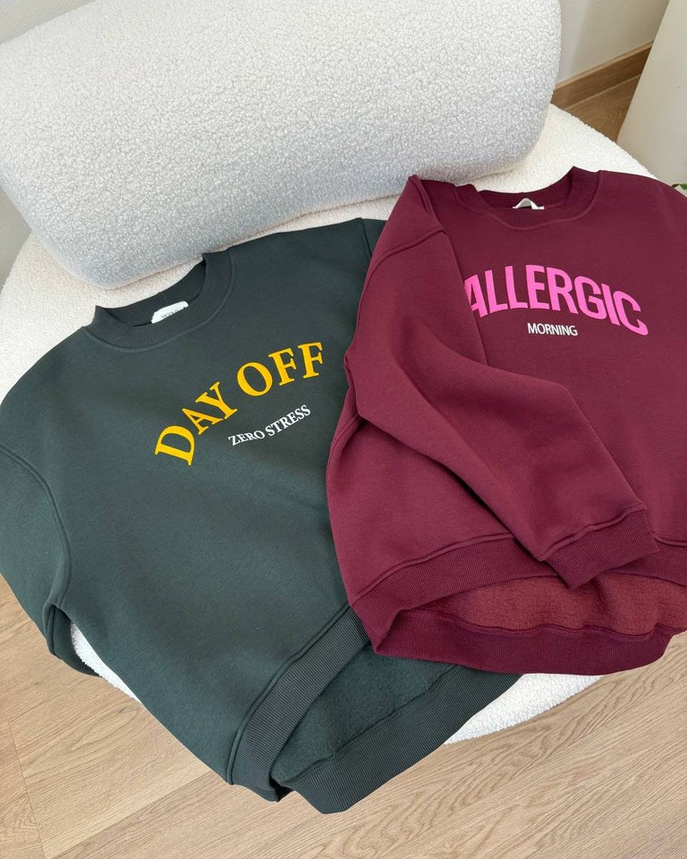 Felpa oversize bordeaux stampa allergic Vicolo Shop Online Felpa oversize bordeaux stampa allergic Vicolo