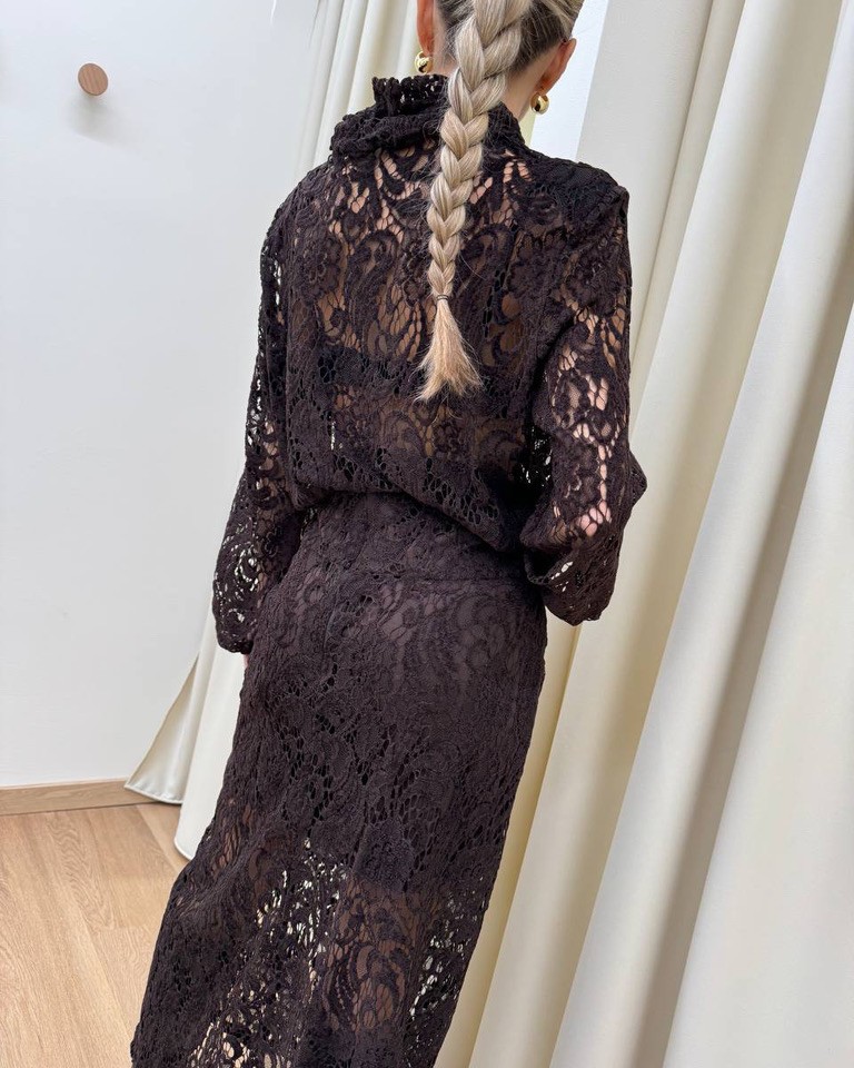 Gonna pizzo in velluto moro con arricciatura davanti Kontatto Shop Online Gonna pizzo in velluto moro con arricciatura davanti Kontatto