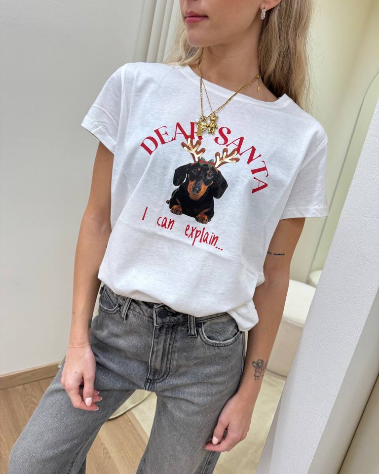 T-shirt bianca stampa bassotto natalizio scritta "DEAR SANTA..." Vicolo Shop Online T-shirt bianca stampa bassotto natalizio scritta "DEAR SANTA..." Vicolo