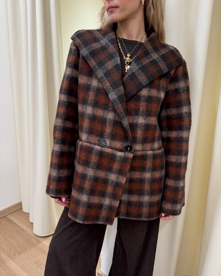 Cappotto check coccio e moro con sciarpa HaveOne Shop Online Cappotto check coccio e moro con sciarpa HaveOne