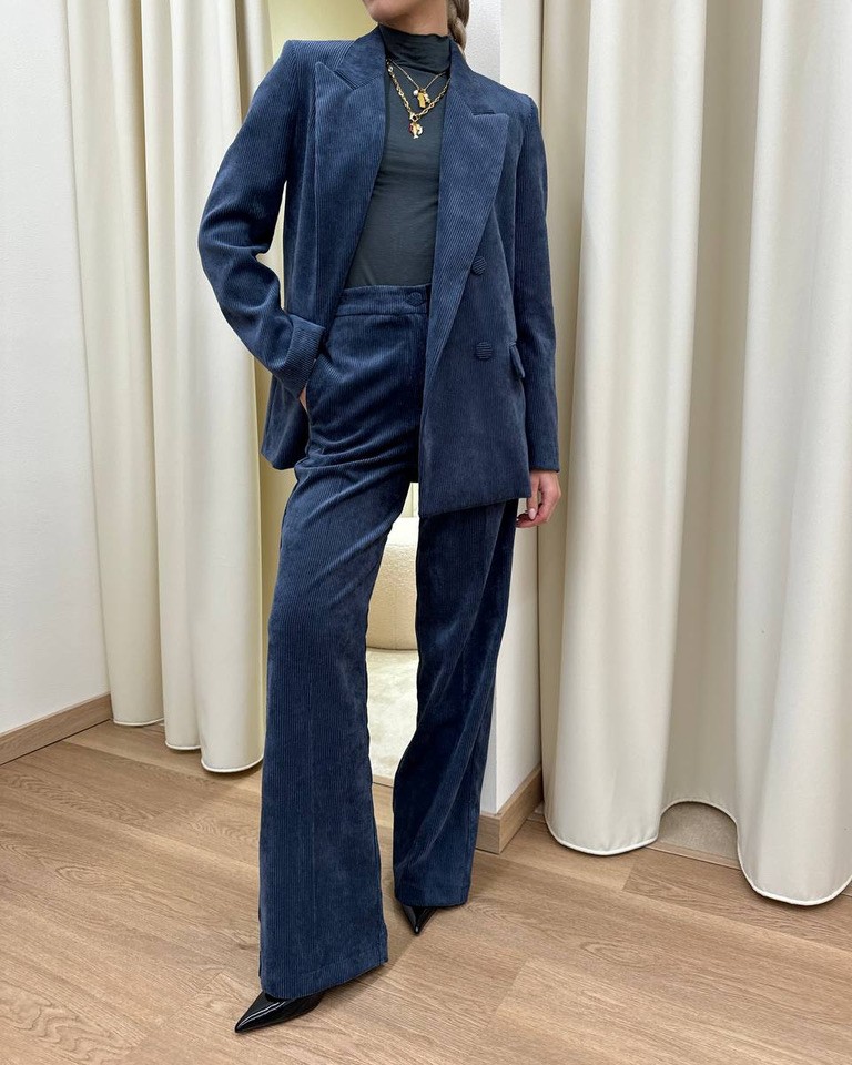 Pantalone dritto blu in velluto rocciatore Vicolo Shop Online Pantalone dritto blu in velluto rocciatore Vicolo