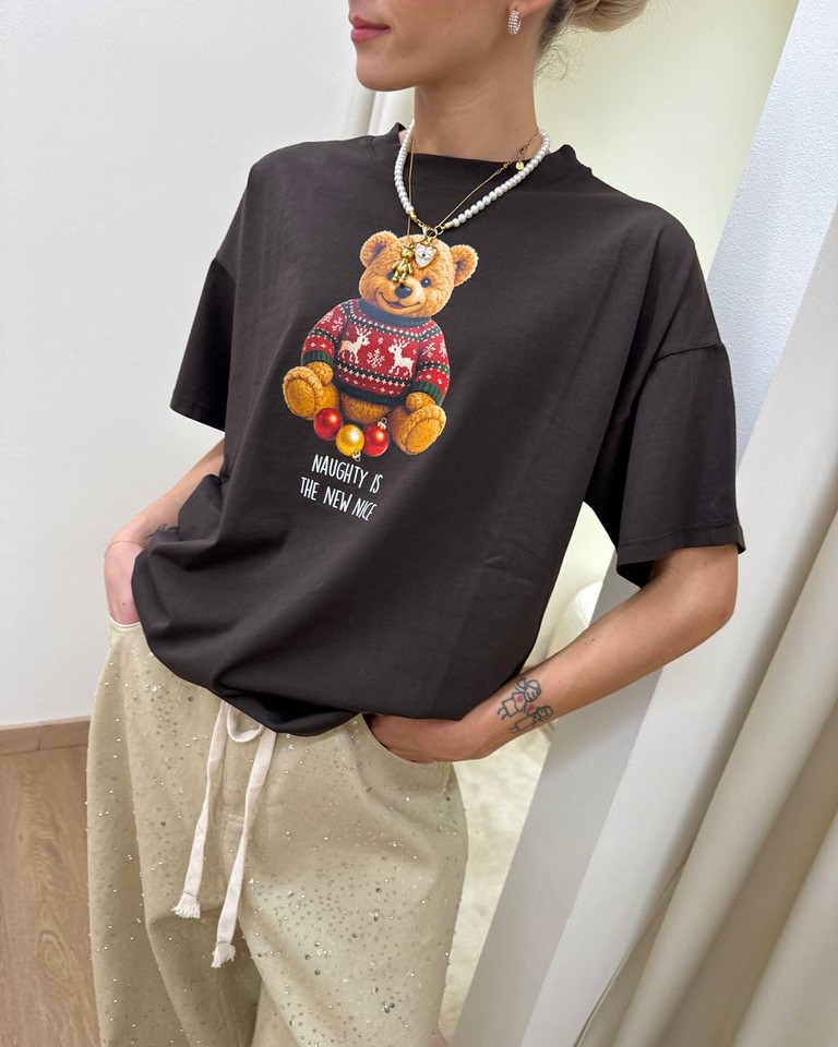 T-shirt oversize moro stampa orsetto Vicolo Shop Online T-shirt oversize moro stampa orsetto Vicolo