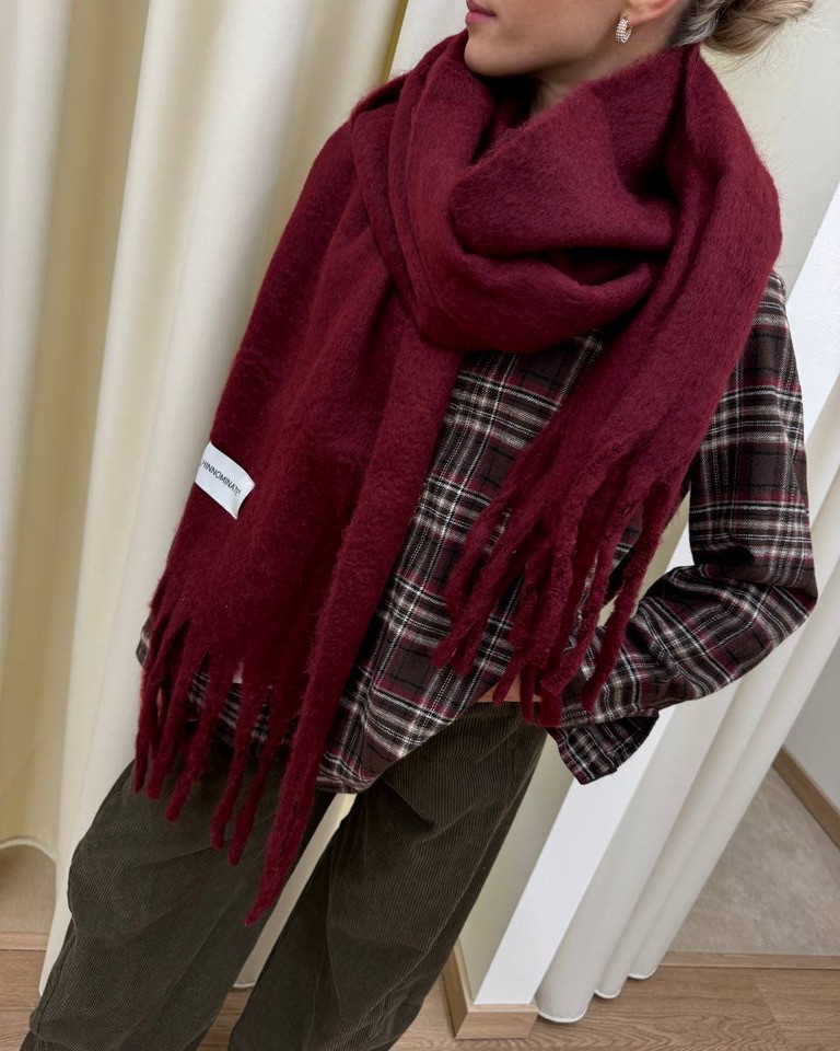Sciarpa bordeaux con frange Hinnominate Shop Online Sciarpa bordeaux con frange Hinnominate