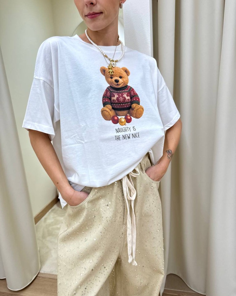 T-shirt oversize bianca stampa orsetto Vicolo Shop Online T-shirt oversize bianca stampa orsetto Vicolo