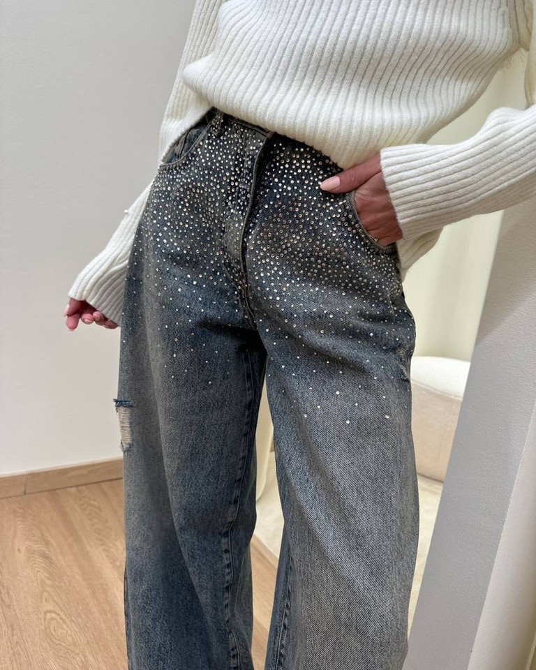 Jeans Bella con rotture e strass HaveOne Shop Online Jeans Bella con rotture e strass HaveOne