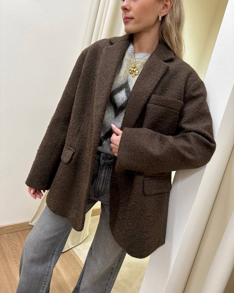 Giacca oversize cioccolato in bouclè Vicolo Shop Online Giacca oversize cioccolato in bouclè Vicolo