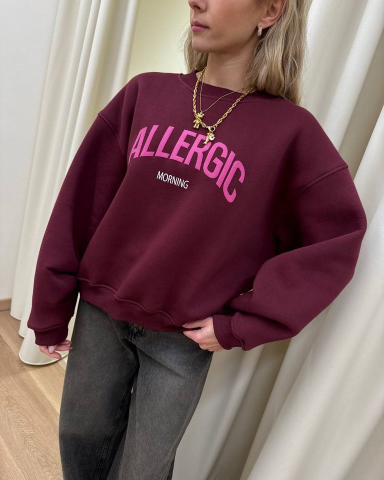 Felpa oversize bordeaux stampa allergic Vicolo Shop Online Felpa oversize bordeaux stampa allergic Vicolo