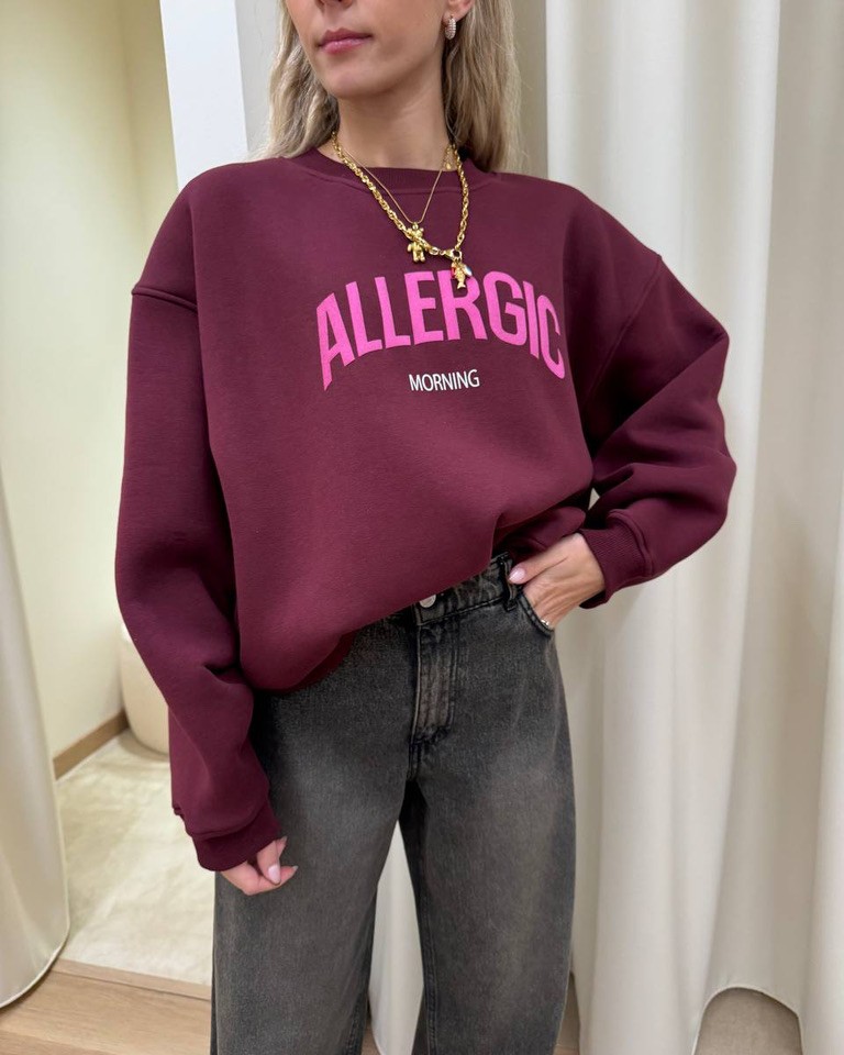 Felpa oversize bordeaux stampa allergic Vicolo Shop Online Felpa oversize bordeaux stampa allergic Vicolo