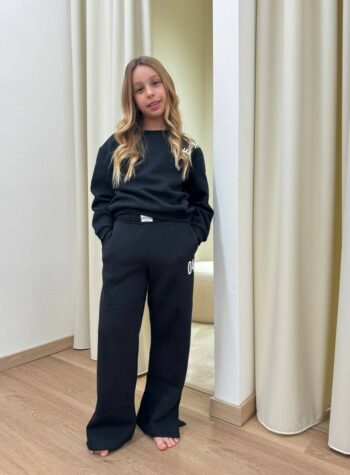 Shop Online Pantalone in felpa nero con stampa Name It