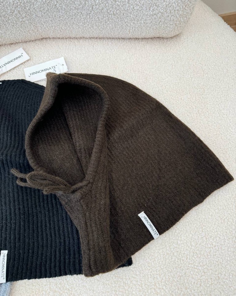 Balaclava in maglia moro Hinnominate Shop Online Balaclava in maglia moro Hinnominate