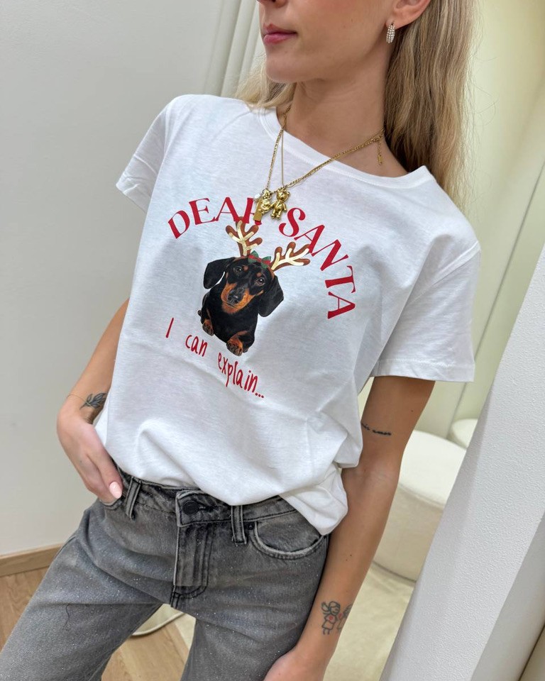 T-shirt bianca stampa bassotto natalizio scritta "DEAR SANTA..." Vicolo Shop Online T-shirt bianca stampa bassotto natalizio scritta "DEAR SANTA..." Vicolo