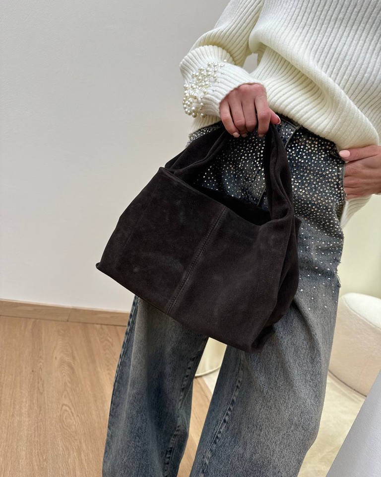 Borsa morbida quadrata in camoscio moro Shop Online Borsa morbida quadrata in camoscio moro