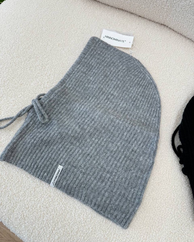 Balaclava in maglia grigio Hinnominate Shop Online Balaclava in maglia grigio Hinnominate