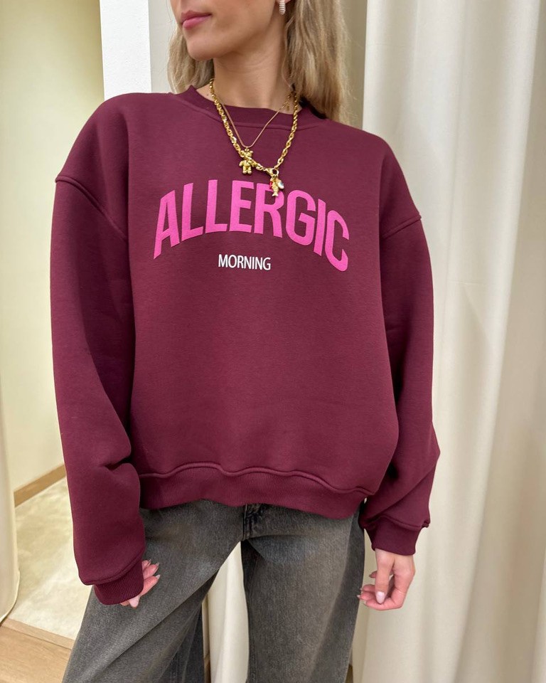 Felpa oversize bordeaux stampa allergic Vicolo Shop Online Felpa oversize bordeaux stampa allergic Vicolo