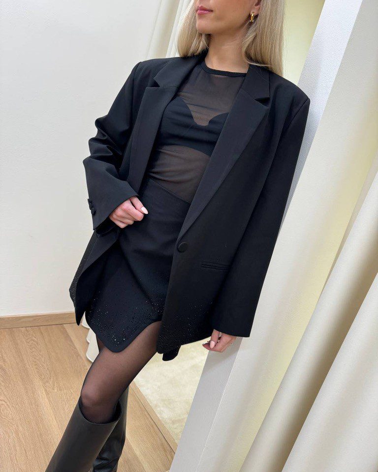 Giacca nera oversize con strass in sul fondo Vicolo Shop Online Giacca nera oversize con strass in sul fondo Vicolo