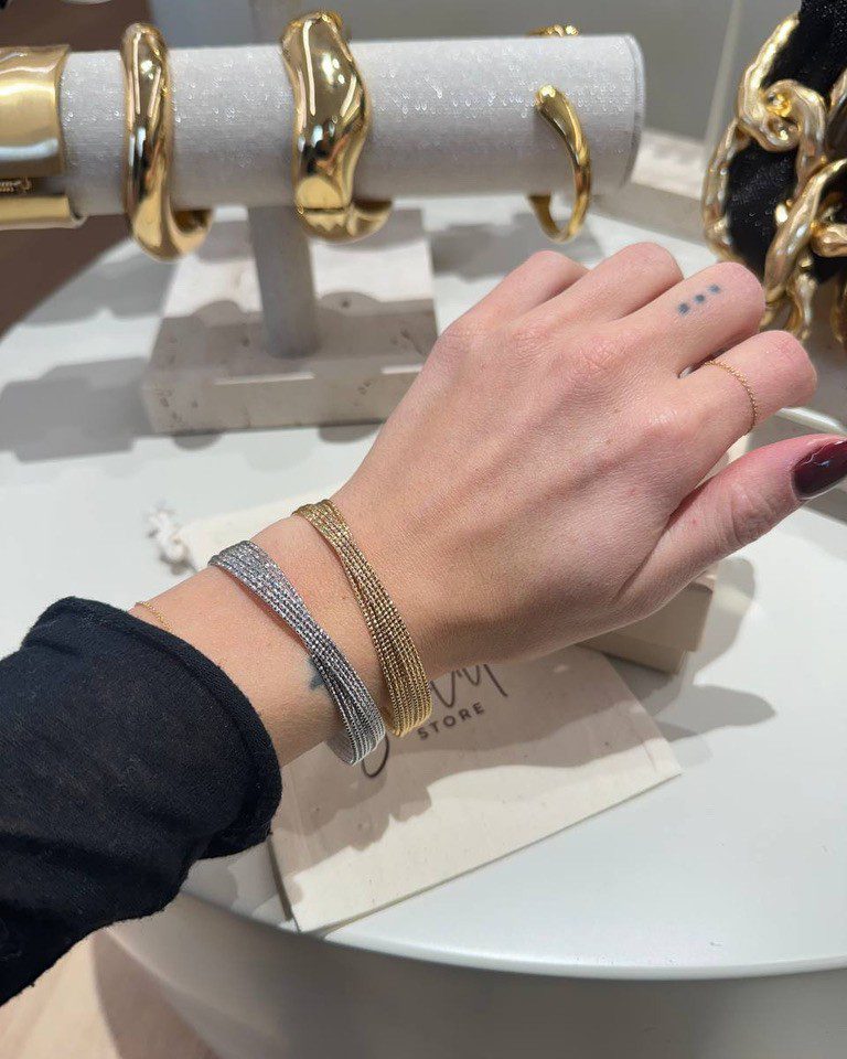 Bracciale ad anelli intrecciati dorato Shop Online Bracciale ad anelli intrecciati dorato