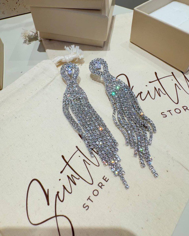 Orecchini cascata strass con pietra goccia argentati Shop Online Orecchini cascata strass con pietra goccia argentati