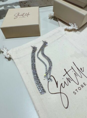 Shop Online Orecchini pendenti con strass argentati