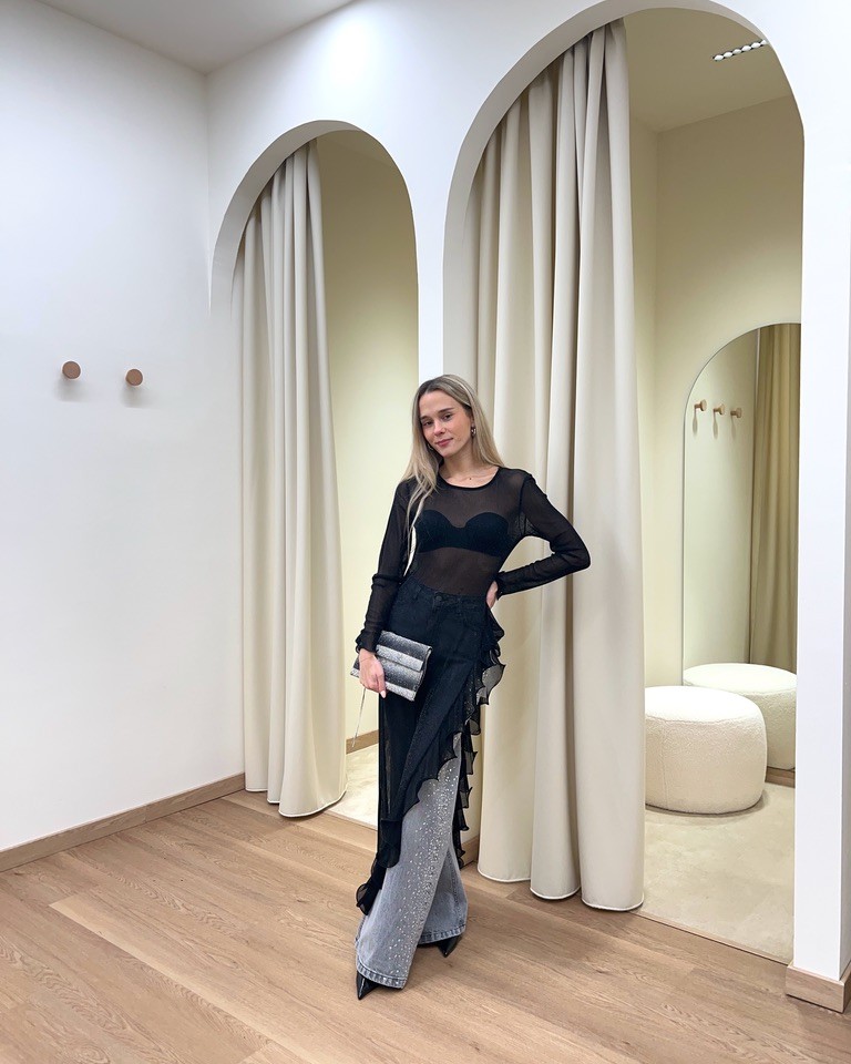 Trasparenze e strass: combo perfetta! Shop Online Trasparenze e strass: combo perfetta!