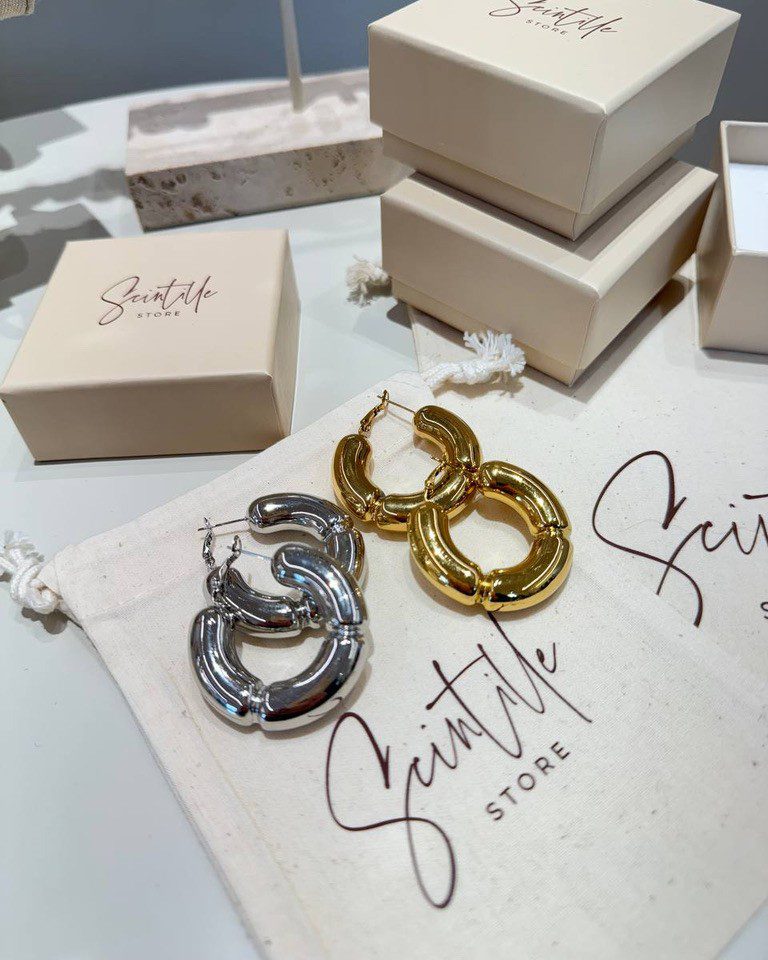 Orecchini maxi campanella dorati Shop Online Orecchini maxi campanella dorati