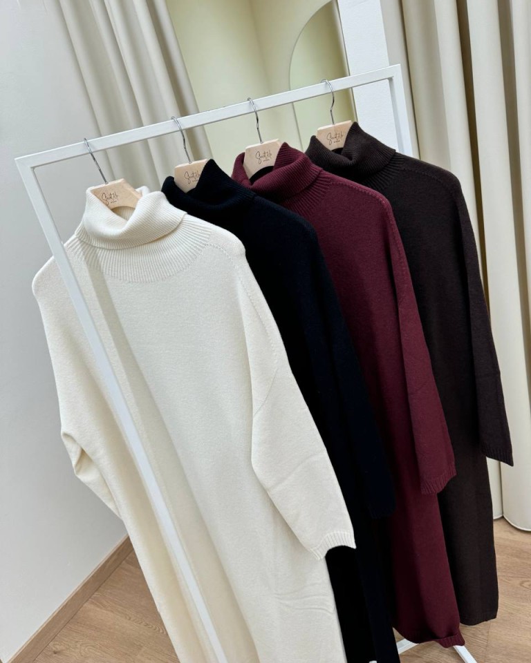 Abito in maglia collo alto bordeaux Susy Mix Shop Online Abito in maglia collo alto bordeaux Susy Mix