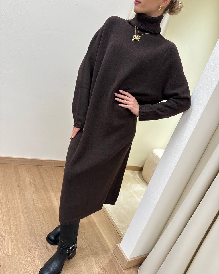 Abito in maglia collo alto moro Susy Mix Shop Online Abito in maglia collo alto moro Susy Mix