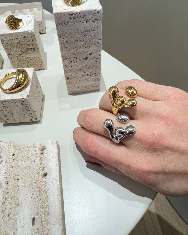 Anello quattro gocce irregolari argentato Shop Online Anello quattro gocce irregolari argentato