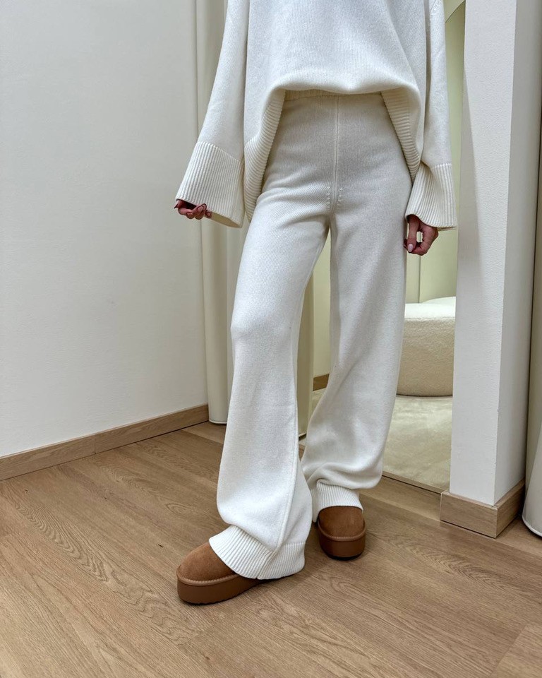 Pantalone palazzo in maglia burro Vicolo Shop Online Pantalone palazzo in maglia burro Vicolo