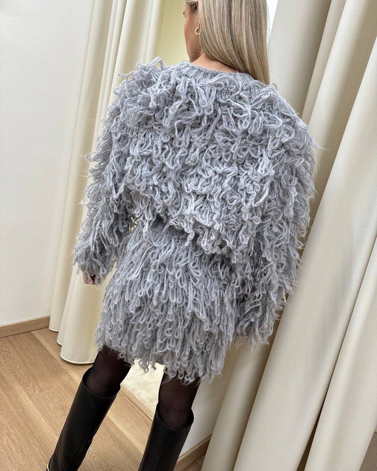 Giacca punto pelliccia grigio perla bottone gioiello Kontatto Shop Online Giacca punto pelliccia grigio perla bottone gioiello Kontatto